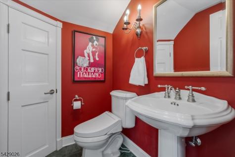 5 Chilton Road Chester NJ 07930