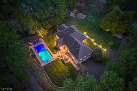 5 Chilton Road Chester NJ 07930