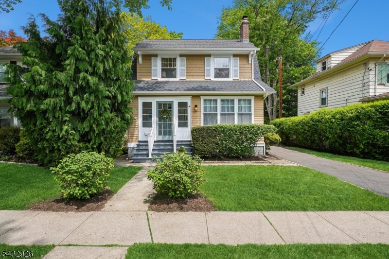 85 Carteret Street Glen Ridge Boro NJ 07028