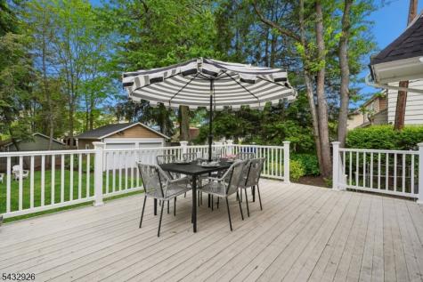85 Carteret Street Glen Ridge Boro NJ 07028