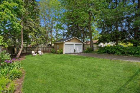 85 Carteret Street Glen Ridge Boro NJ 07028