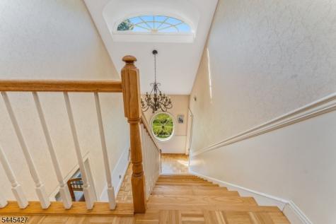 38 Larsen Road East Amwell NJ 08551