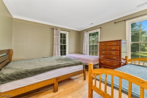 38 Larsen Road East Amwell NJ 08551