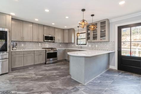 17 Rockaway Valley Road Montville NJ 07005