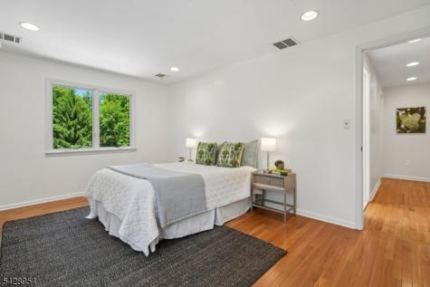 201 Parsonage Hill Road Millburn NJ 07078