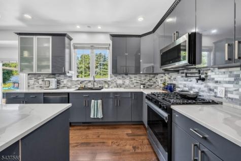 51 Canterbury Drive Freehold NJ 07728