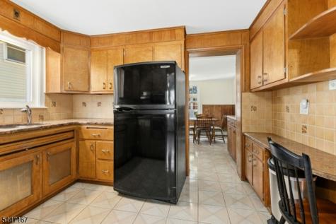 212 Central Avenue Edison NJ 08817