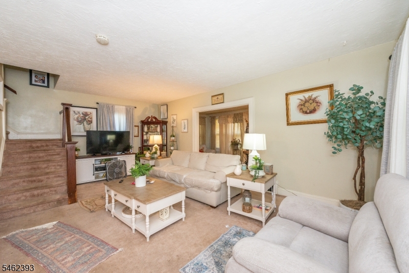117 Grace Street Roselle NJ 07203