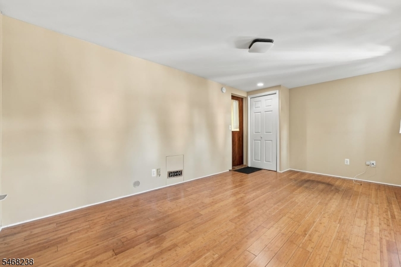 31 Walnut Street Bloomfield NJ 07003