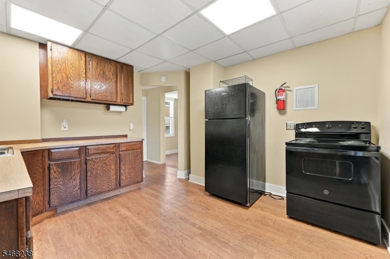 31 Walnut Street Bloomfield NJ 07003