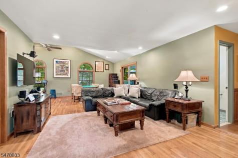 9 Hunting Meadow Court Rockaway NJ 07866