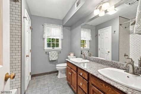 9 Hunting Meadow Court Rockaway NJ 07866
