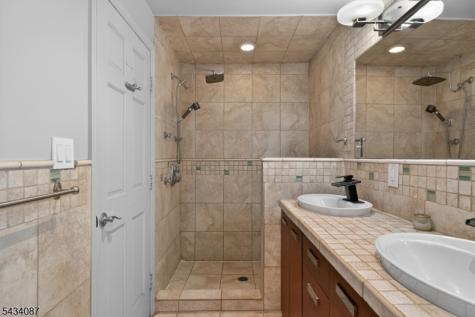 58 Continental Avenue Belleville NJ 07109