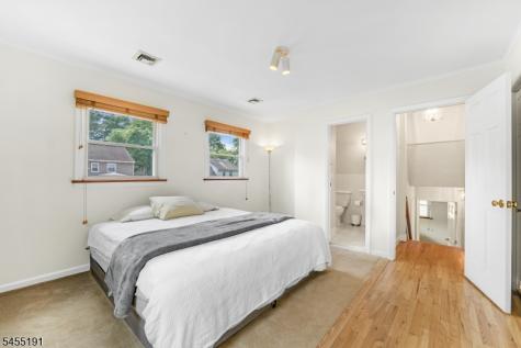 17 Westland Road Verona NJ 07044