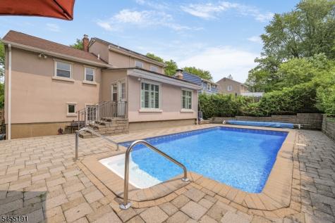 17 Westland Road Verona NJ 07044