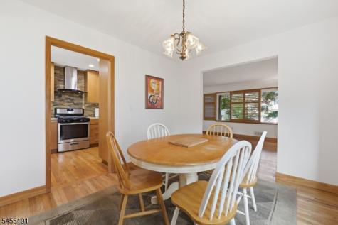 17 Westland Road Verona NJ 07044