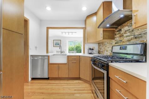 17 Westland Road Verona NJ 07044