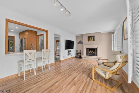 17 Westland Road Verona NJ 07044