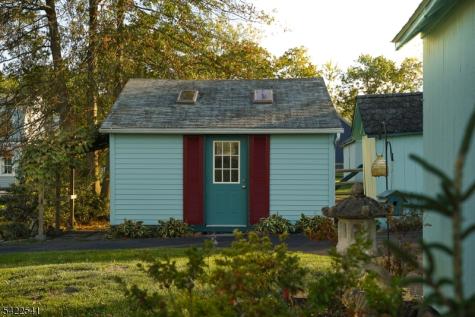 25 Old Turnpike Road Tewksbury NJ 08858
