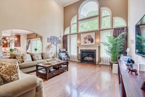 7 Alton Way Scotch Plains NJ 07076