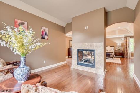 7 Alton Way Scotch Plains NJ 07076