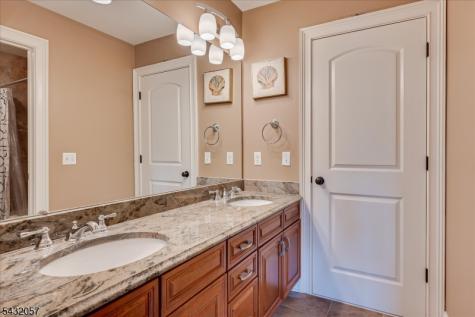 7 Alton Way Scotch Plains NJ 07076