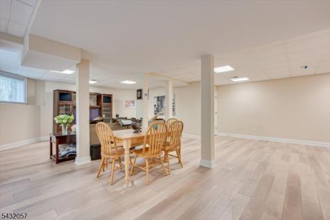 7 Alton Way Scotch Plains NJ 07076