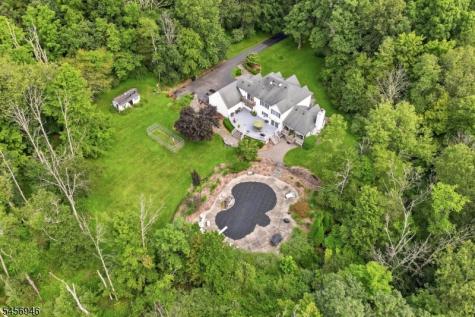 5 Homestead Road Frelinghuysen NJ 07821