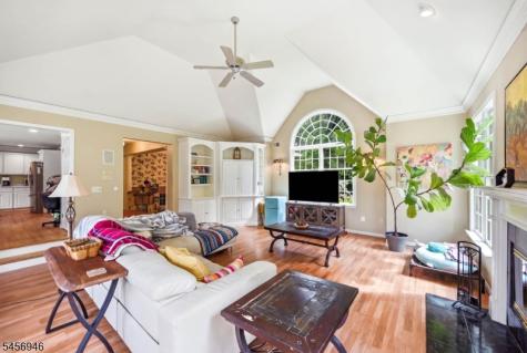 5 Homestead Road Frelinghuysen NJ 07821
