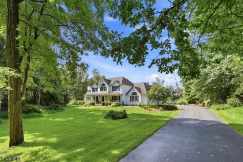 5 Homestead Road Frelinghuysen NJ 07821