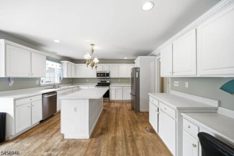 5 Homestead Road Frelinghuysen NJ 07821