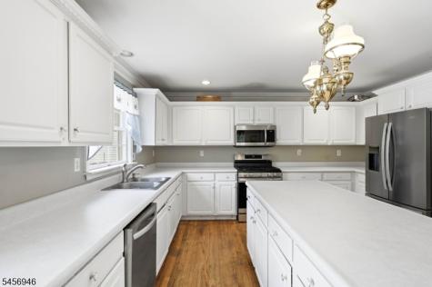 5 Homestead Road Frelinghuysen NJ 07821