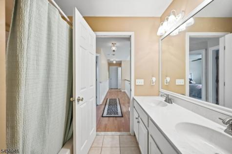 5 Homestead Road Frelinghuysen NJ 07821
