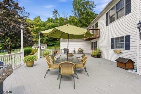 5 Homestead Road Frelinghuysen NJ 07821