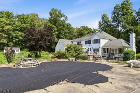 5 Homestead Road Frelinghuysen NJ 07821