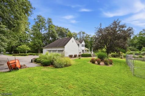 5 Homestead Road Frelinghuysen NJ 07821