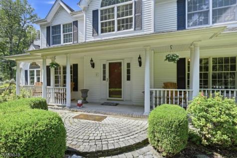 5 Homestead Road Frelinghuysen NJ 07821