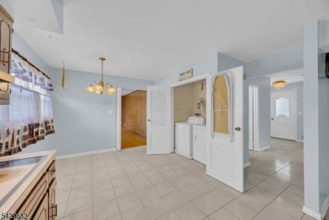 712 Moses Drive Rahway NJ 07065