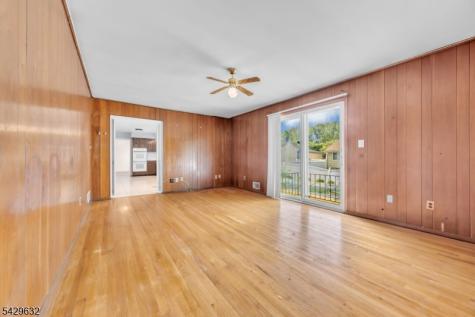 712 Moses Drive Rahway NJ 07065