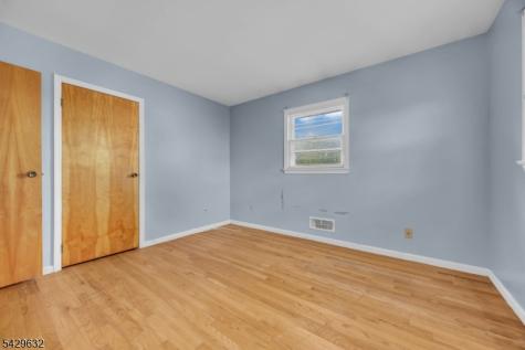 712 Moses Drive Rahway NJ 07065