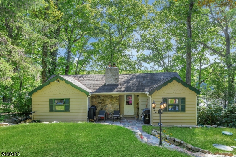 49 Lake Shore Road Hardyston NJ 07460