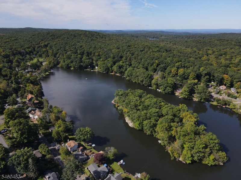 49 Lake Shore Road Hardyston NJ 07460