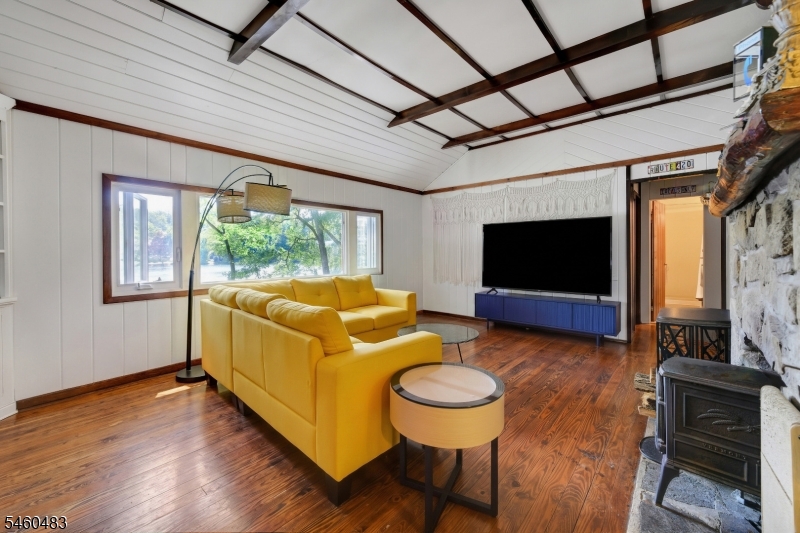 49 Lake Shore Road Hardyston NJ 07460