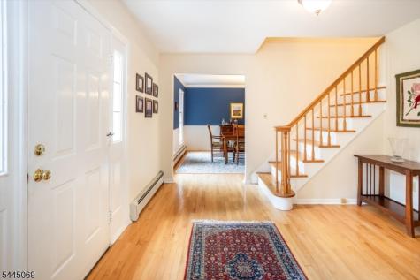 81 Poplar Drive Hanover NJ 07950