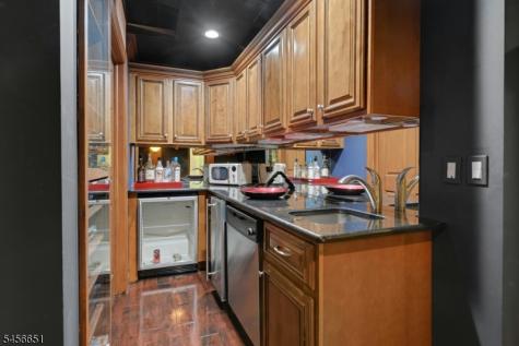 5 Deer Trail Boonton NJ 07005