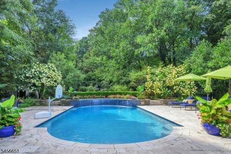5 Deer Trail Boonton NJ 07005