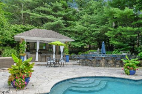 5 Deer Trail Boonton NJ 07005