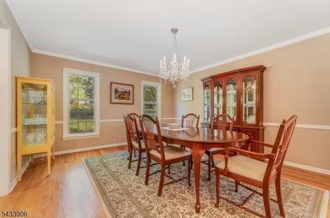 14 Lexington Road Clinton NJ 08801