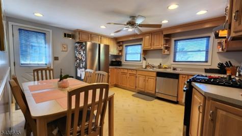 29 Fox Trail Hardyston NJ 07460