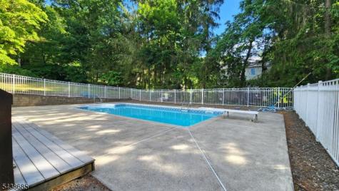 29 Fox Trail Hardyston NJ 07460